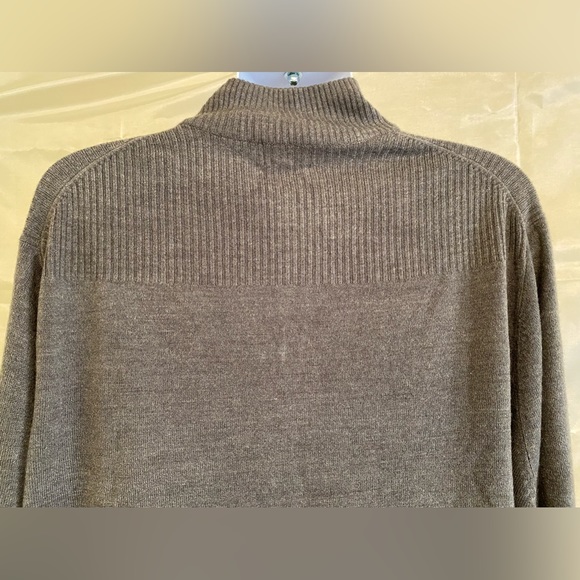 Dockers Men’s Sweater. - Picture 5 of 12
